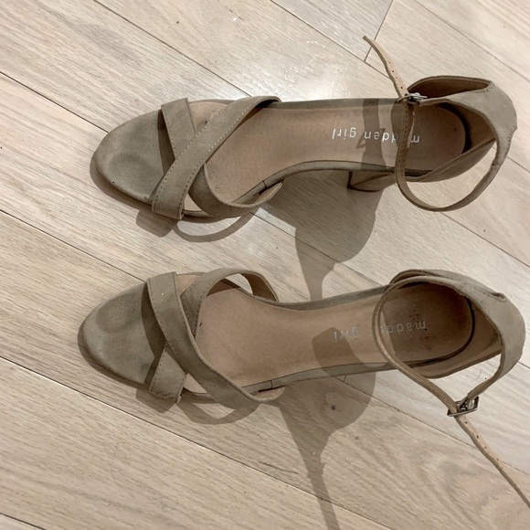 Tan/cream chunky heel - Picture 3 of 3